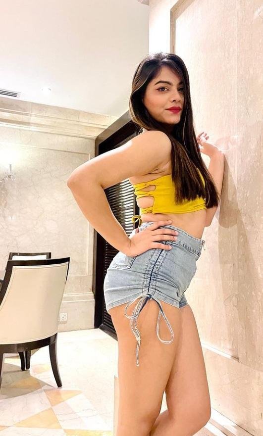 Baraula call girl service